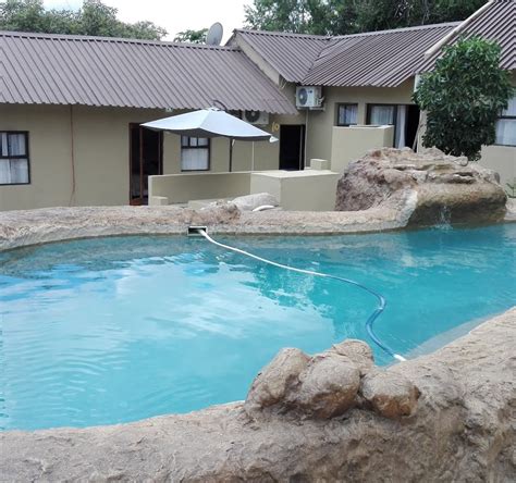 Dapan Lodge Pool View