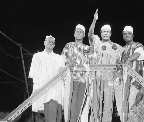 Kwame Nkrumah waving to a crowd