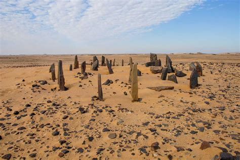 Stonehenge vs Nabta Playa