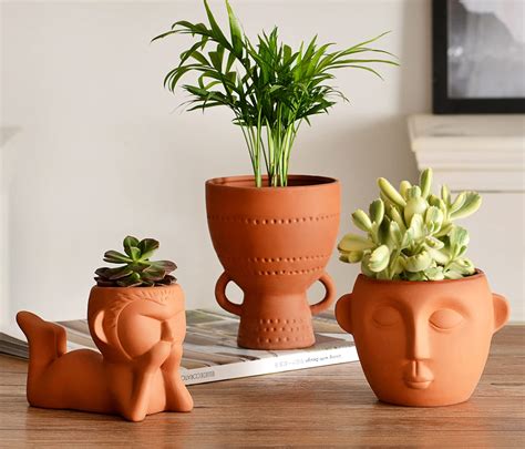 Terracota pots